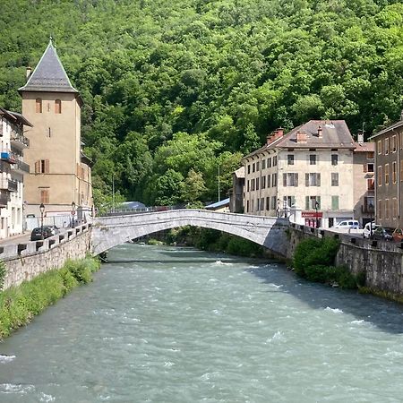 Aristide Briand Appartement Moutiers  Buitenkant foto
